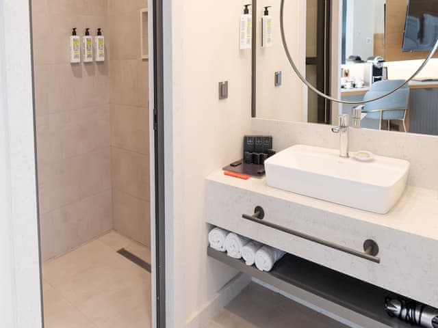 Deluxe Room with Terrace Jakuzzi