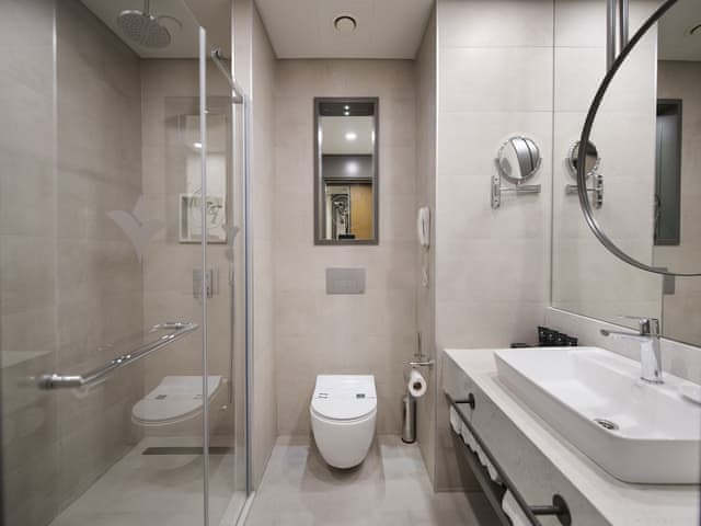 Superior Family Room 2 Bedroom