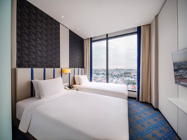Standard Room, 2 Twin Beds, City View (High Floor, Free Breakfast)