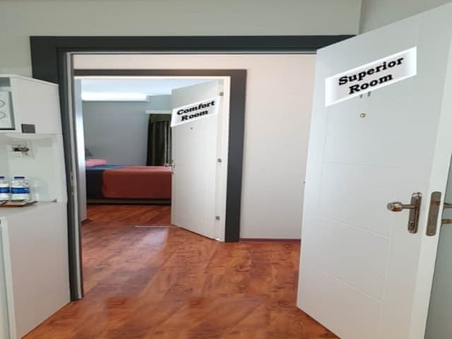 Family Room, 2 Bedrooms