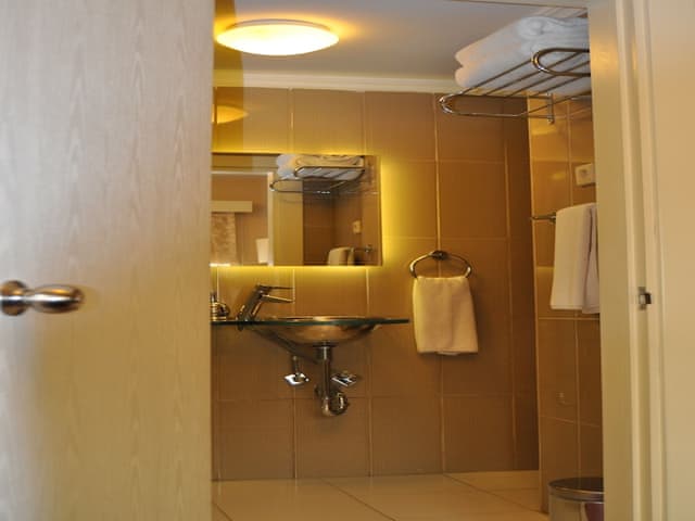 Economy Basement Studio