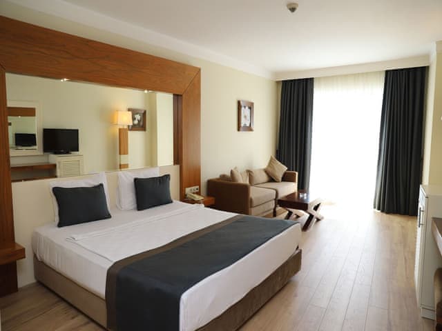 Standard Room, Pool view