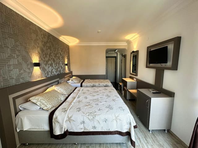 Standart Üç Kişilik Oda