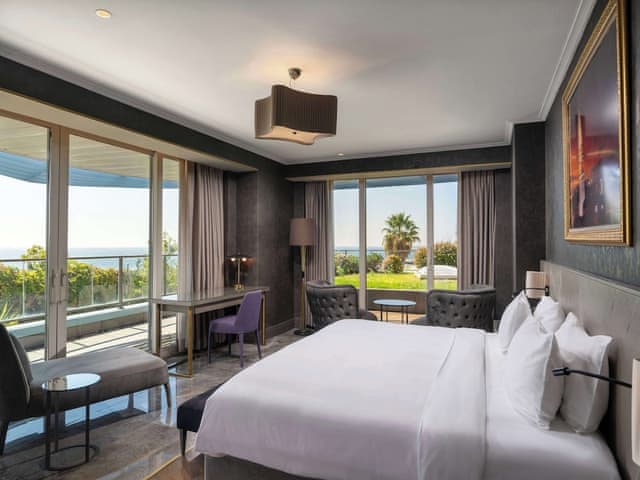 Suite, Balcony, Garden View