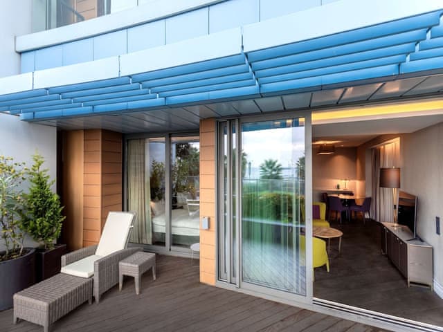 Junior Suite, Balcony, Garden View