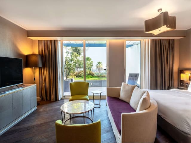 Suite, Balcony, Garden View
