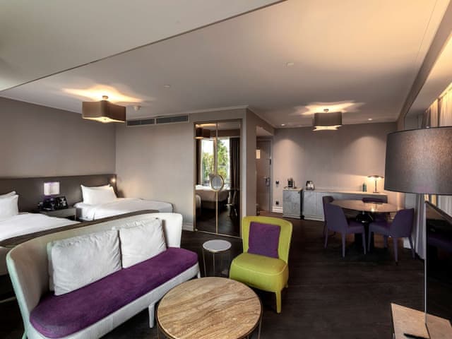 Junior Suite, Balcony, Garden View