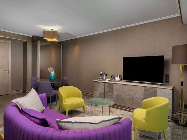 Junior Suite, Balcony, Garden View