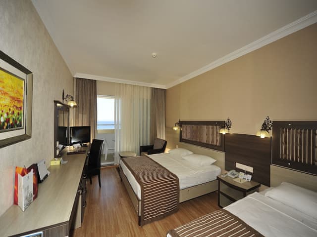 Comfort Double or Twin Room, City View