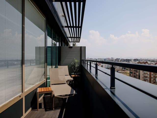 Premier Suite, 1 King Bed, Smoking, Jetted Tub