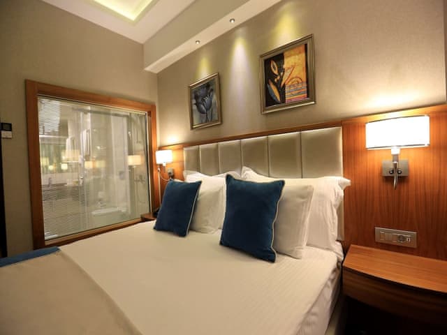 Standard Room, 1 Queen Bed, Non Smoking