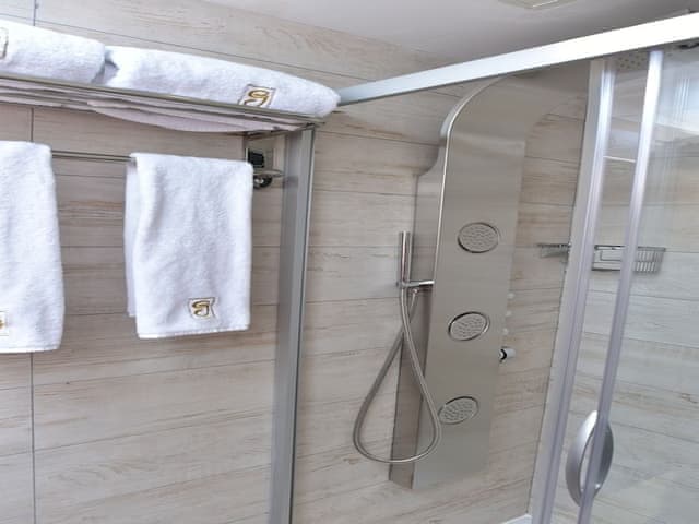 Deluxe Çift Kişilik veya İki Tek Kişilik Yataklı Oda