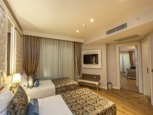 Family Room, 2 Bedrooms