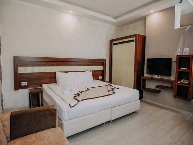 Delüks Dört Kişilik Oda