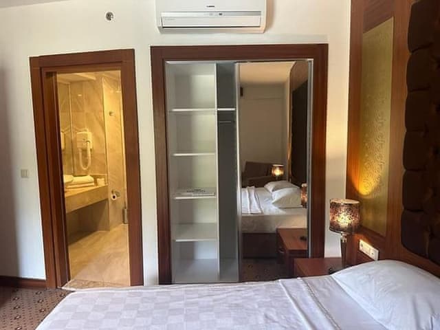 Family Room, 2 Bedrooms, Balcony