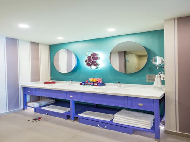 Junior Süit, 1 King Yataklı