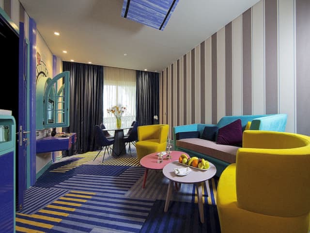 Junior Süit, 1 King Yataklı