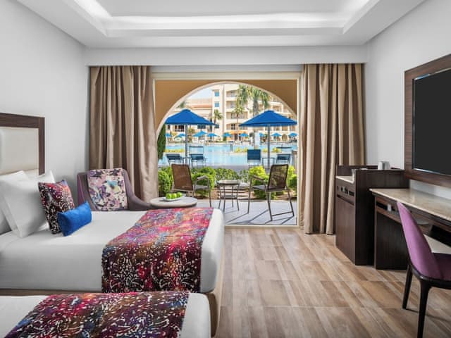 Deluxe Double Pool View Room