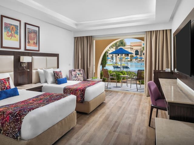 Deluxe Double Pool View Room