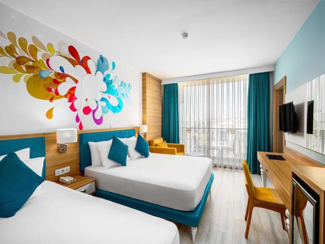 Standart Üç Kişilik Oda