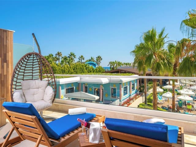 Deluxe Room, Jetted Tub, Sea View