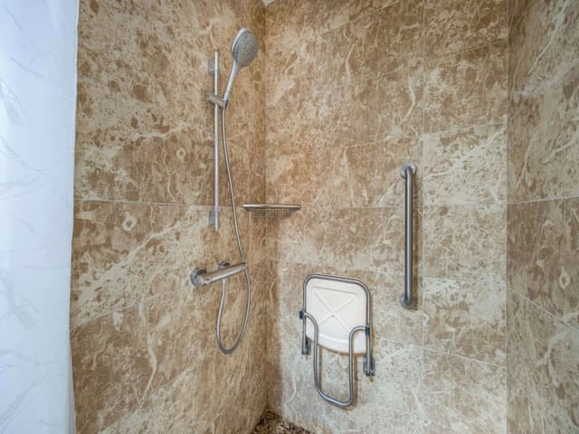 Room, 3 Twin Beds, Non Smoking