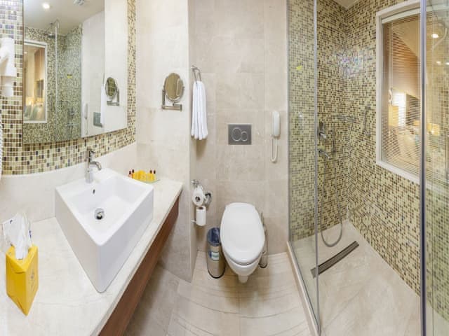 Standard Double Room, Partial Sea View