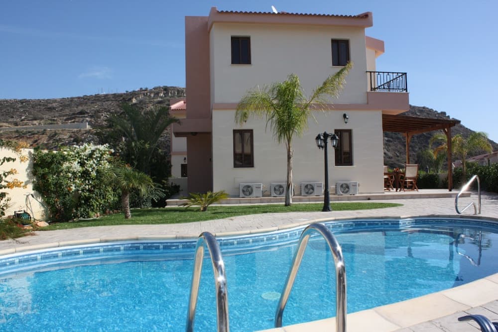 Vineland Holiday Villas