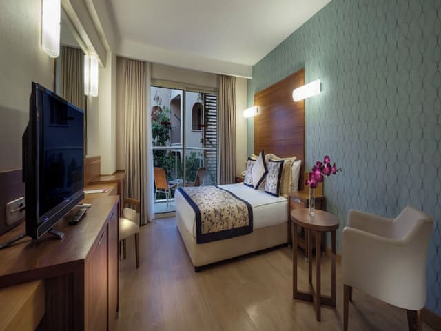 Standard Room Land View