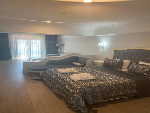 Deluxe Room (Double Use)