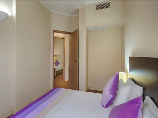 Family Room, Multiple Beds