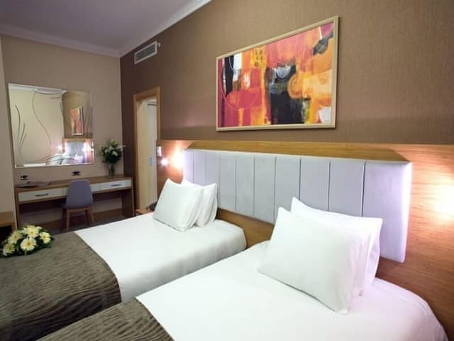 Executive Çift Kişilik veya İki Tek Kişilik Yataklı Oda