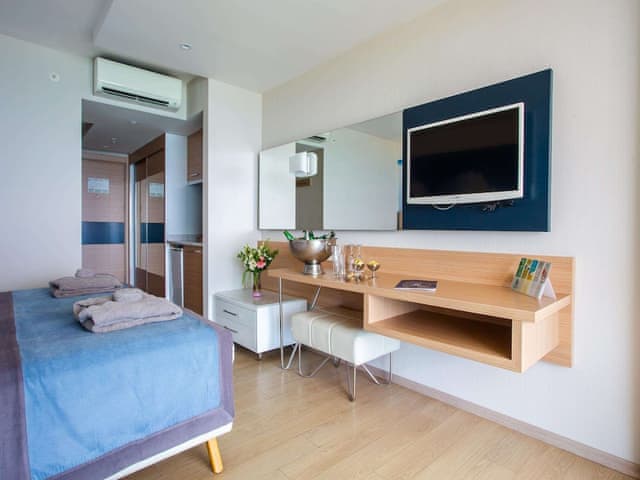 Standard Twin Room, Sea View