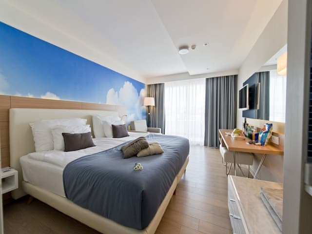 Standard Double or Twin Room, City view