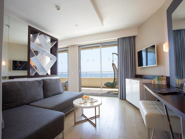 Junior Suite, Sea View, Sea Facing