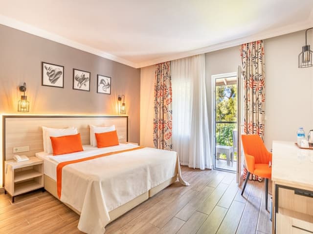 Standart Üç Kişilik Oda