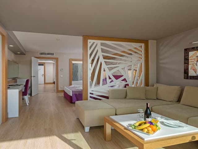 Family Room, Garden View