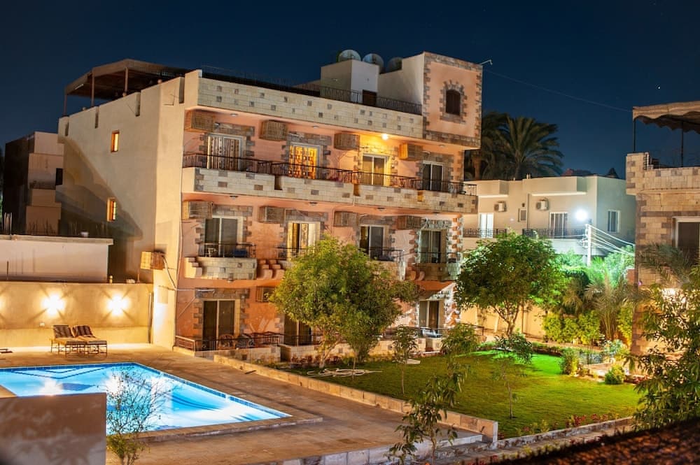New Memnon Hotel
