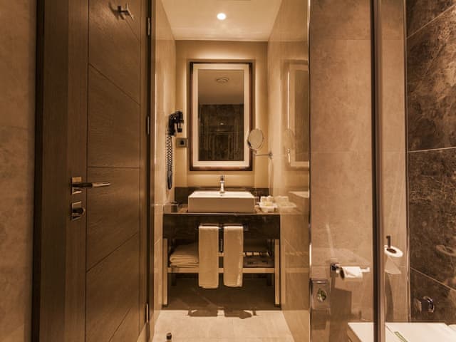 Standard Room, 1 Queen Bed, Smoking