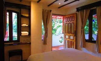 Standard Double Room, 1 Queen Bed