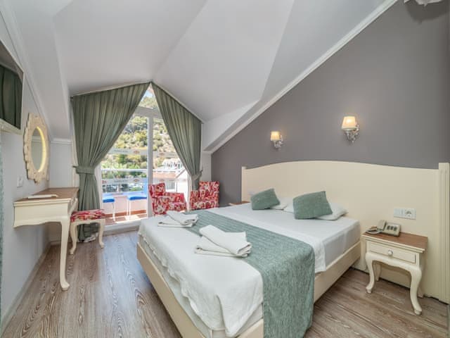 Superior Room with Balcony Garden or Pool View