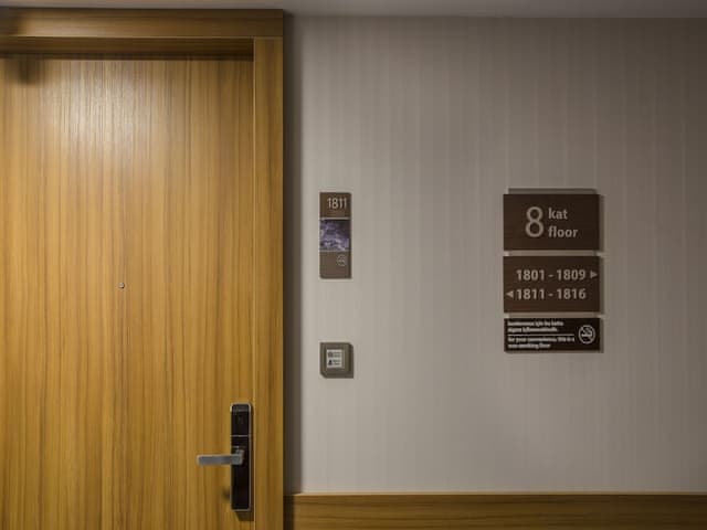 Room, 1 Queen Bed with Sofa bed, Non Smoking, City View