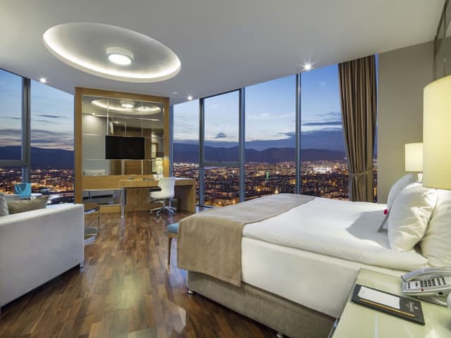 Suite, 1 King Bed, Non Smoking