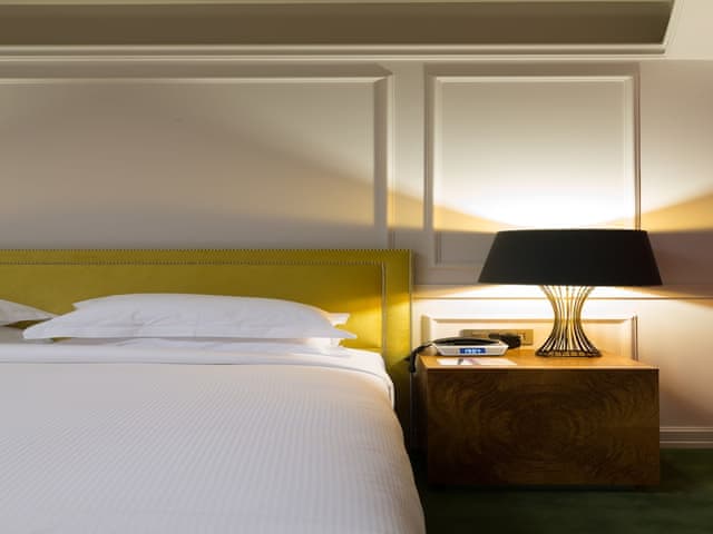 Deluxe Room, 1 King Bed