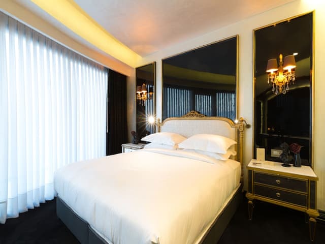 Deluxe Room, 1 King Bed
