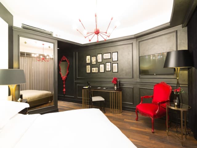 Deluxe Room, 1 King Bed