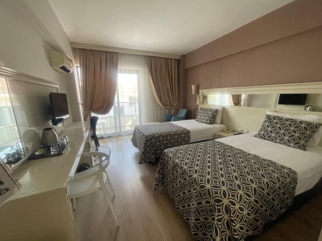 Double or Twin Room, Garden View