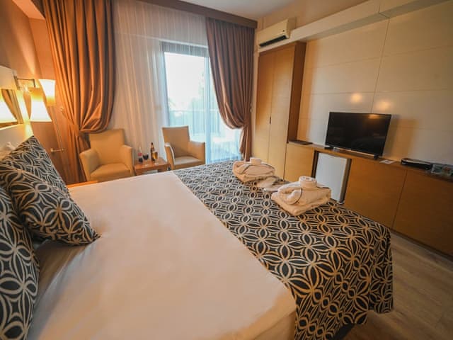 Double or Twin Room, Garden View