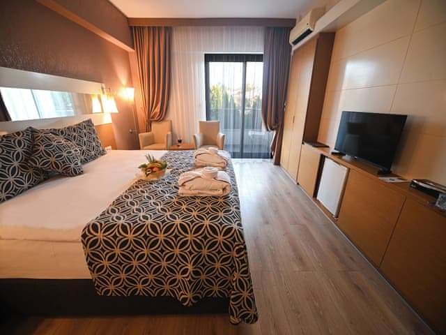 Delüks Dört Kişilik Oda