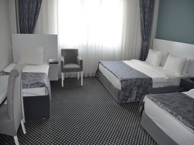 Standart Dört Kişilik Oda